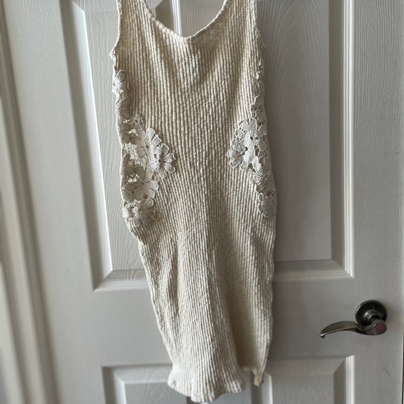 Lace cream sweater dress WORN ONCE - Picture 2 of 5